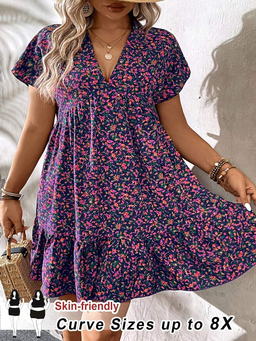 SHEIN CURVE+ 大码女装夏季休闲度假短款紫色小花卉印花返校教师工作服女装连衣裙波西米亚风度假 - 彩色 - 查看 1
