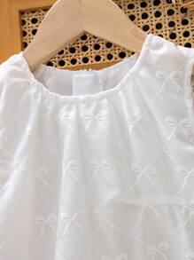 SHEIN 年轻女孩夏季新款简约蝴蝶结刺绣材质无袖背心花卉荷叶边连衣裙，简约甜美可爱公主芭蕾舞裙 - 白色 - 查看 4