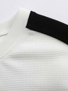 Manfinity Homme 大码男式纯色拼布正面纽扣休闲短袖 T 恤