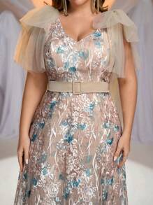 Glamrae Vestido de noche elegante y romántico de talla grande con cuello en V gris, hombros de malla, tirantes con moño y borde bordado A-line de largo hasta el suelo