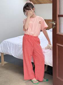 Dazy Kids Tween Girls' Cartoon Bear Graphic Short Sleeve T-Shirt & Plaid Pants Loungewear Set