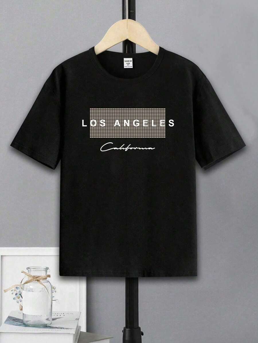 SHEIN 少年男童1件時尚基礎款圓領短袖t恤,帶字母印花 - 黑色 - 查看 1
