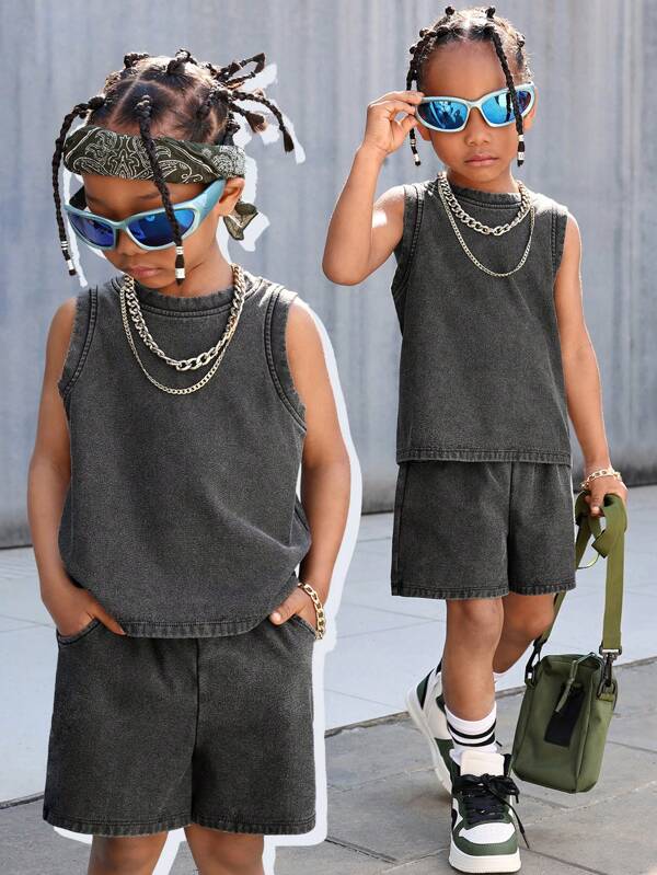 SHEIN 2 bucăți/Set Young Boy Summer Street Fără mâneci, fără mâneci, vestă și pantaloni scurți din blugi negru, haine pentru copii, haine de primăvară/vară, ținute de stradă, ținute de vacanță de primăvară