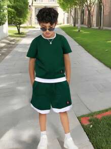 SHEIN Tween Boy Letter Patched Contrast Trim Tee & Shorts, School, Campus, College - Army Green - View 9