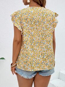 SHEIN Clasi Camicia da donna con maniche a farfalla, motivo floreale ditsy giallo, taglie forti, bluse da donna, capi da donna, abbigliamento estivo da donna, camicie da donna, stile boho, bohémien, abbigliamento estivo da donna, outfit vacanza da donna - Giallo - Visualizzare 2