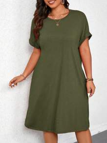 EMERY ROSE 大尺碼夏季休閒寬鬆直筒圓領連衣裙