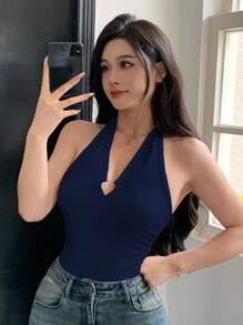 DAZY 性感修身露背镂空细肩带女士吊带背心，夏季性感露背上衣，适合度假穿着。 - 藏蓝色 - 查看 5