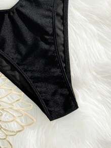 SHEIN Swim 2pcs/Set Solid Color Shiny Fabric Metal Decor Bandeaus Stylish Simple Bikini Set