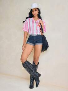 DAYDREAMS AND ICE CREAMS Designer Pink And White Mesh Vertical Stripes Printed Dropped Shoulder Short-Sleeve Cropped Top Sports Casual Blokette T-Shirts Women Spring Summer Top Crop Tops Summer Y2k Graphic Tees Rave Top - Multicolor - View 1