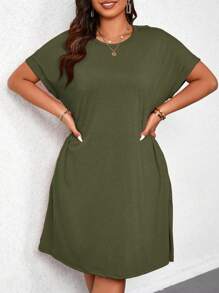 EMERY ROSE 大尺碼夏季休閒寬鬆直筒圓領連衣裙