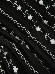 SHEIN Clasi 大码女式花卉印花 V 领无袖优雅连衣裙 - 黑色 - 查看 5