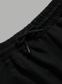 RueChic Men Letter Printed Cargo Pockets Regular T-Shirt Set - Black - View 5