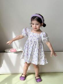 SHEIN Babygirl Cute Floral Pattern Bow Decor Summer Dress