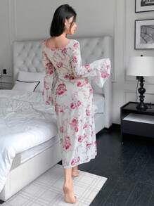 SHEIN Women's Sexy Floral Print Bell Sleeve V-Neck Split Hem Nightgown - Multicolor - View 2