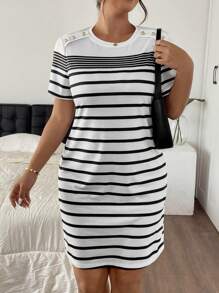 SHEIN Frenchy Vestido de moda sencillo de manga corta para talla grande, adecuado para el verano