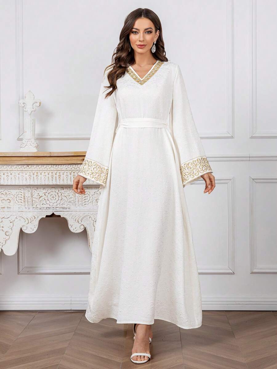 Al Najma 优雅刺绣提花面料泡泡袖高腰土耳其女式长裙，端庄的卡夫坦 - 米色 - 查看 1