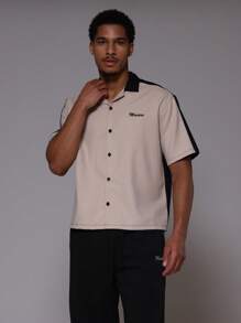 SHEIN X ELOISA & ORSON Musero Camisa de cuello de aviador con botones y logo "Musero" en contraste, de talla grande