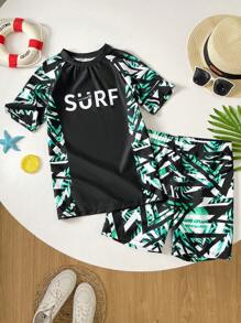 SHEIN 2pcs/Set Kids' Tween Boy Casual Versatile Printed Rash Guard Short Sleeve & Swim Trunks, Swimsuit Set
