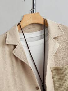 Manfinity RelaxMax Conjunto de camisa de manga corta con un solo abotonadura y bolsillo y shorts para hombre