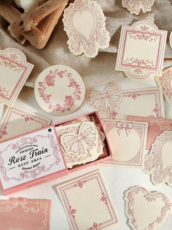 علبة تحتوي على 30 ورقة لاصقة بسيطة وإبداعية ذات تقويس مزخرف ، خامات حرفية ل- DIY وألبوم زخرفة ولوازم مدرسية عودة للمدرسة، هدايا للمناسبات