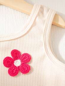 Young Girls Lightweight Summer Knit Waffle Crochet Flower Decor Loose Top And Ditsy Floral Flared Skirt 2 Pieces Set