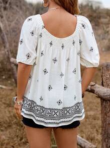 SHEIN Clasi Áo sơ mi tay ngắn tay bồng in họa tiết phong cách phương Tây Boho cỡ lớn - Đen và trắng - Xem 2