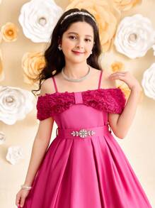 SHEIN Tween Girls 缎面花卉拼布蝴蝶结缀饰腰部连衣裙，紫红色公主风格礼服，适合毕业舞会、生日派对、情人节、花童礼服 - 玫紅色 - 查看 3