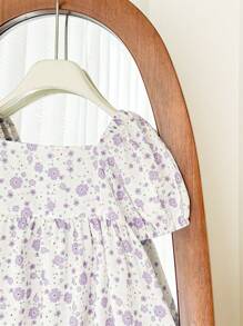 SHEIN Babygirl Cute Floral Pattern Bow Decor Summer Dress