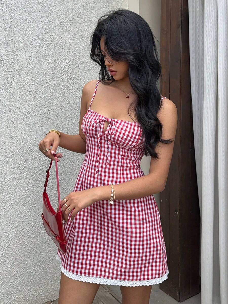 Aloruh 女士性感可爱 YTK 红白格子印花抹胸紧身连衣裙 - 彩色 - 查看 1