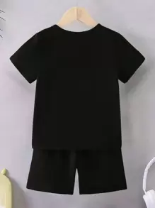 SHEIN 2 件套男童基本款短袖 T 恤和黑色中长短裤套装 - 多色 - 黑色 - 查看 2