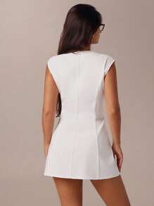 SHEIN Forever 21 Spring&Summer Women Romantic/Prom/Formal/Birthday/90s Clothes/Business Casual Woman/Elegant/Western Wear/Going Out/Fashion/Casual/Y2k Clothes/Club/Office /Cocktail/Vintage/Bodycon/Rave Outfits Festival/Funny/Classy/Old Money/Streetwear/Vacation Outfits/Country Concert Outfit/Work Clothes /Modest/Spring Break/Bachelorette Outfits/Concert/Baddie/Basic/Graduation/White Mini Dress - White - View 2