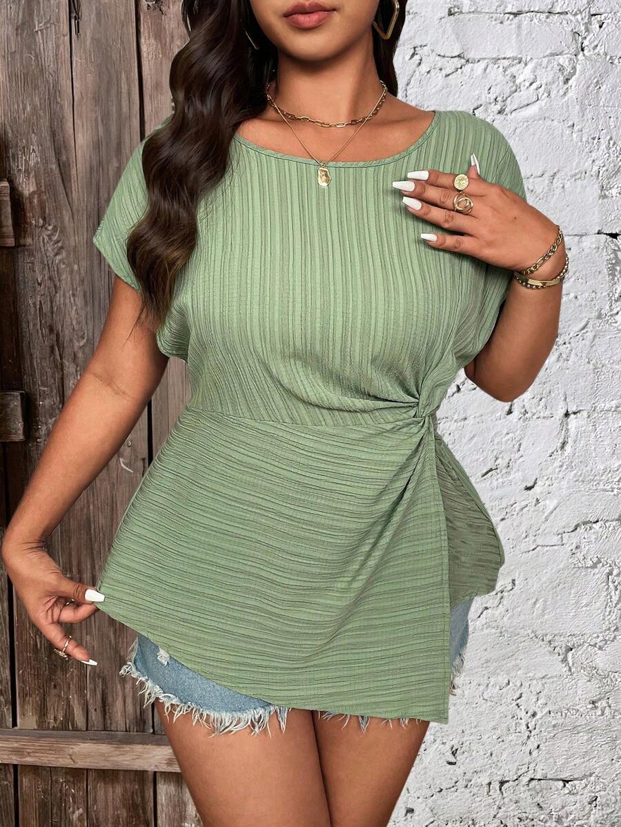 SHEIN LUNE Plus Size Asymmetric Side Twist Round Neck Short Sleeve - Green - View 1