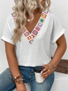 SHEIN Maglietta casual ampia e comoda da donna, con maniche corte e scollo a V, con stampa floreale retrò a più strati, di taglia comoda, adatta alla primavera/estate, alla moda e versatile
