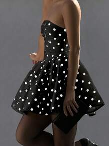 Vestido corto de línea A con estampado de lunar blanco, halter y lazo en la cintura - Negro - Ver 4