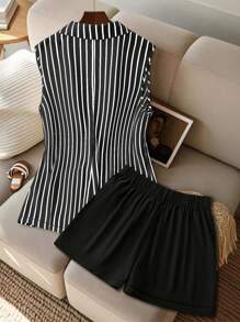Calvaya Conjunto de 2 piezas de blazer sin mangas a rayas con cuello vuelto y pantalones cortos de talla grande para primavera/verano, elegante y casual