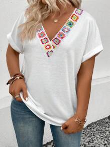 SHEIN Maglietta casual ampia e comoda da donna, con maniche corte e scollo a V, con stampa floreale retrò a più strati, di taglia comoda, adatta alla primavera/estate, alla moda e versatile