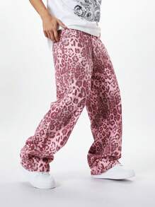 Manfinity EMRG Plus Size Men's Leopard Print Loose Wide-Leg Casual Jeans