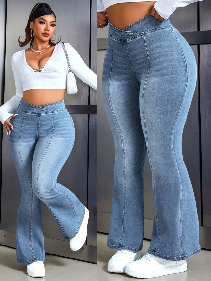 SHEIN ICON 大码破洞修身喇叭牛仔裤 - 淺色水洗藍 - 查看 1