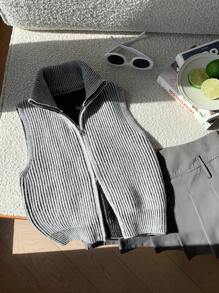 Comfortcana Women's Striped Front Zipper Collar Cropped Knit Vest