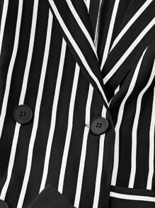 Calvaya Conjunto de 2 piezas de blazer sin mangas a rayas con cuello vuelto y pantalones cortos de talla grande para primavera/verano, elegante y casual
