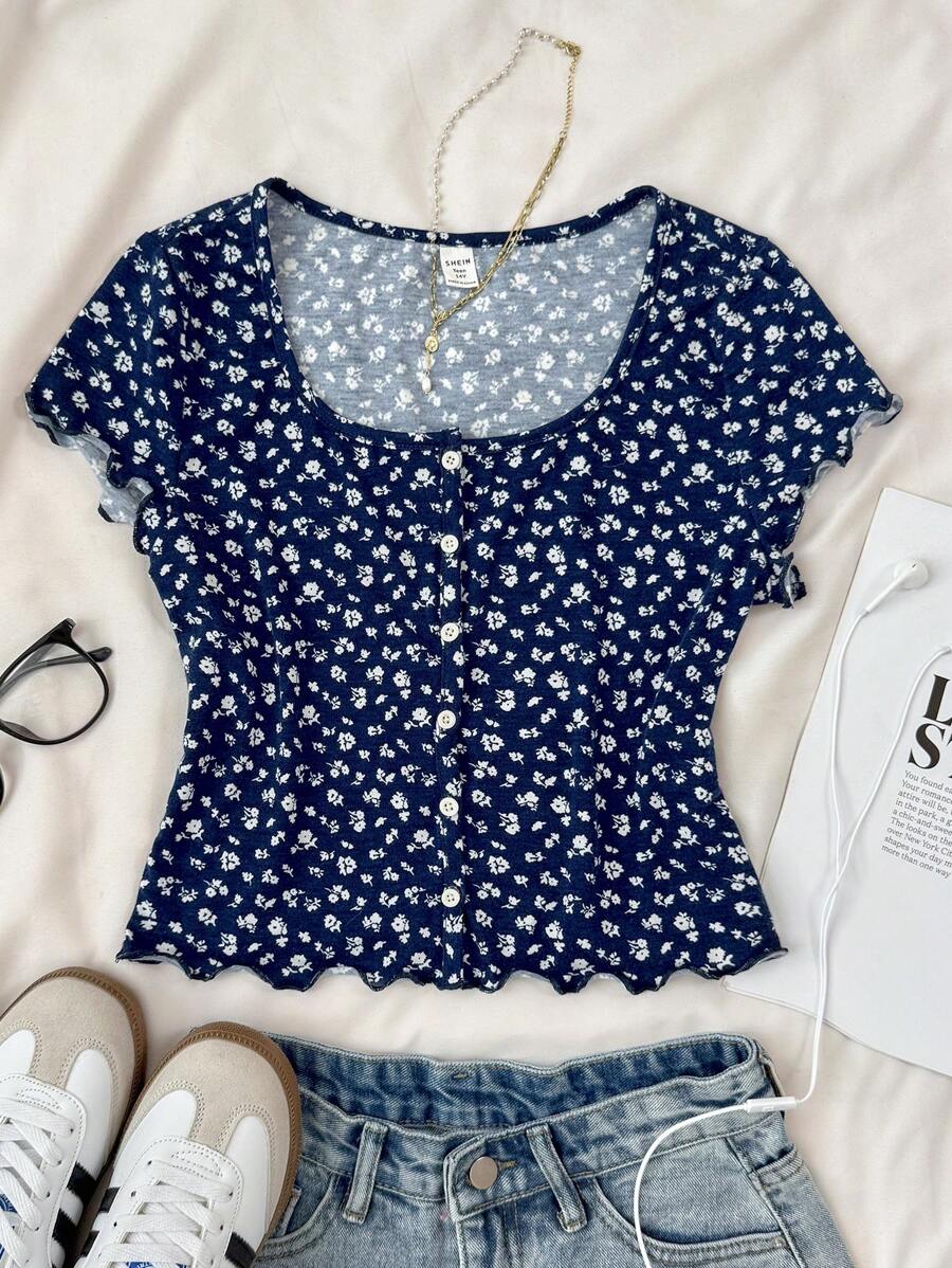 SHEIN 少女海军蓝碎花修身短款 T 恤,甜美迷人可爱上衣,适合春夏季、午餐、外出、干净女孩造型、家居服 - 寶藍色 - 查看 1