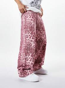 Manfinity EMRG Plus Size Men's Leopard Print Loose Wide-Leg Casual Jeans