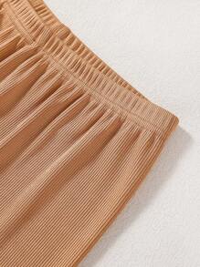 SHEIN Sparklyn 2 件 Tween Girl 白色背心和卡其裤休闲套装