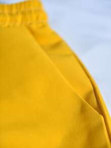 Manfinity RSRT Men Beach Outfits Tropical Print Shirt & Drawstring Waist Shorts Tropical Outfits Men Men Outfit Sets Summer Men 2 Pieces Set Tropical Men's Vacation Outfit Men Tropical Outfits - Multicolor - View 3