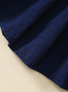 SHEIN 2 件女婴休闲套装：Polo 领短袖字母刺绣 T 恤 + A 字褶裙，春夏 - 彩色 - 查看 5