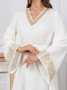 Al Najma 优雅刺绣提花面料泡泡袖高腰土耳其女式长裙，端庄的卡夫坦 - 米色 - 查看 3