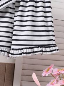 2 pièces/Set T-shirt à manches courtes rayé décontracté pour filles avec décoration imprimée en forme de cœur et shorts assortis rayés, tenue d'été polyvalente pour tous les jours