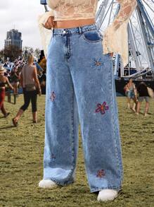 Breezaya Plus Size Women Loose Embroidered Snowflake Print Straight Leg Jeans - Blue - View 4