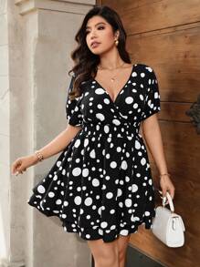 Celure Vestido ceñido con pliegues y lunares, en negro y blanco