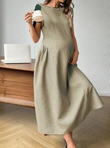 SHEIN Maternity Sleeveless Round Neck Tie-Decor Fitted Midi Dress - Green - View 1